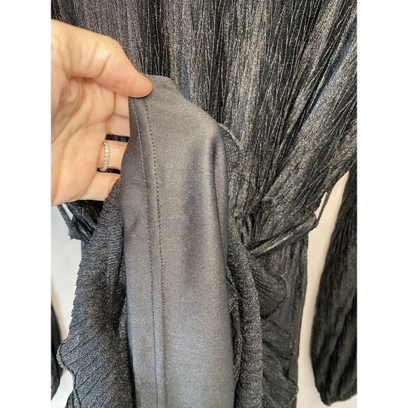 She + Sky Black Mini Dress - Picture 6 of 9